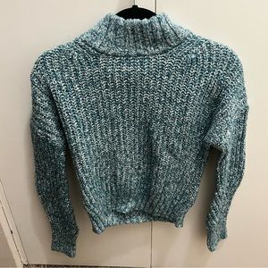J. CREW CROPPED SWEATER